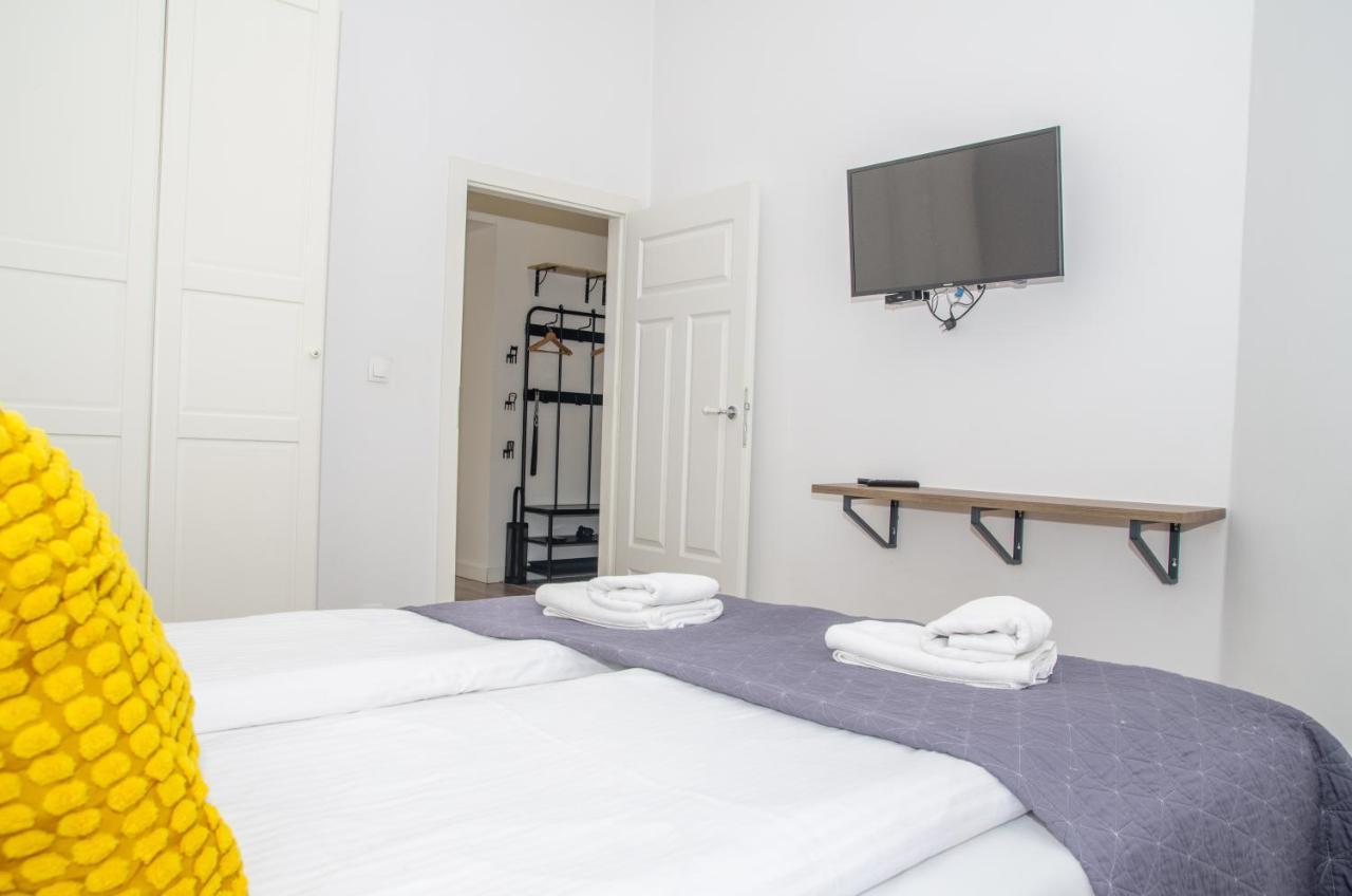 Inpoint Wielopole 32 Boutique Apartments Old Town&Kazimierz District Krakau Buitenkant foto