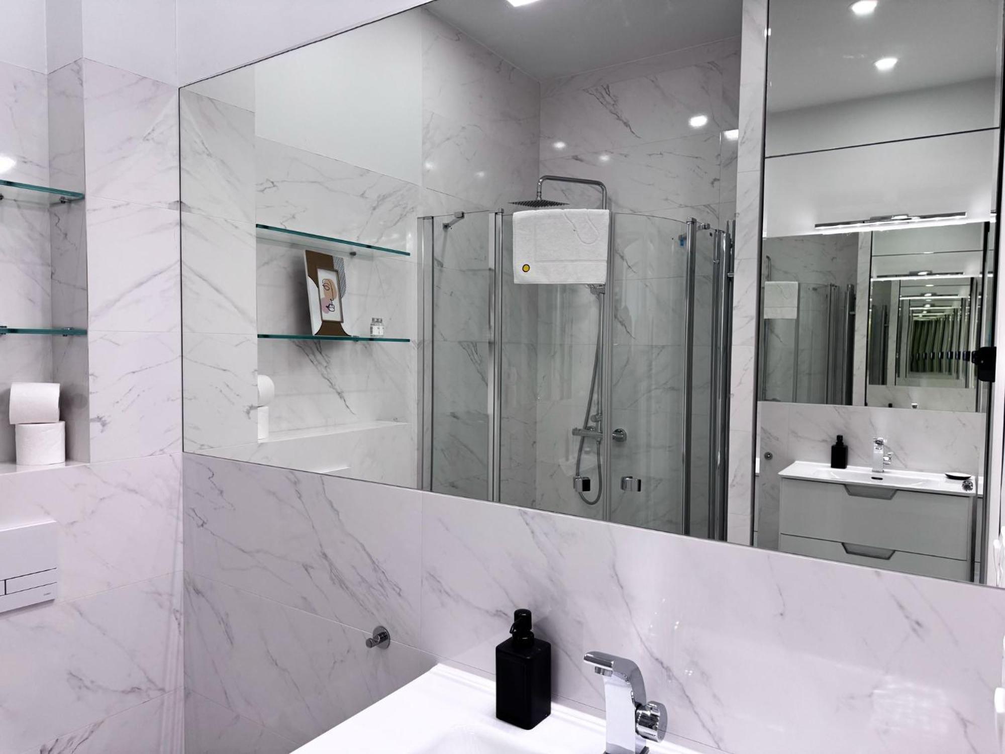 Inpoint Wielopole 32 Boutique Apartments Old Town&Kazimierz District Krakau Buitenkant foto